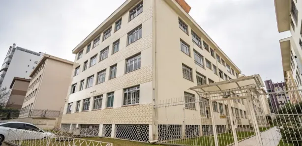 Apartamento com 3 Quartos para alugar, 110m² no Juvevê, Curitiba