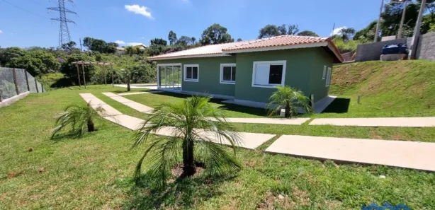 Fazenda / Sítio / Chácara com 3 Quartos à venda, 1000m² no Zona Rural, Mairinque