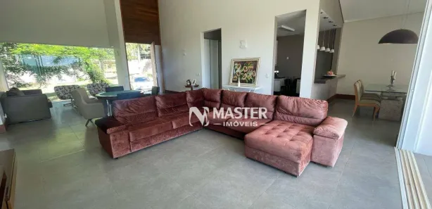 Fazenda / Sítio / Chácara com 4 Quartos para alugar, 250m² no Parque Serra Dourada, Marília