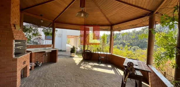 Casa de Condomínio com 4 Quartos à venda, 260m² no Vale Encantado, Campos do Jordão