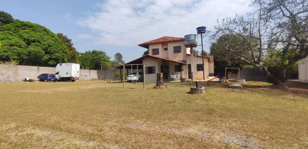 Casa de Condomínio com 5 Quartos à venda, 260m² no Região dos Lagos, Brasília