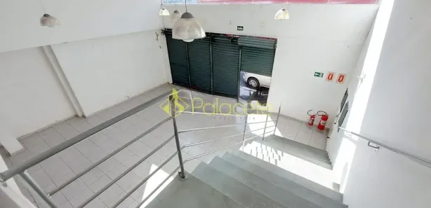 Prédio Inteiro para alugar, 375m² no Centro, Pindamonhangaba