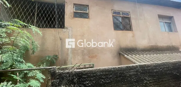 Loja / Salão / Ponto Comercial à venda, 151m² no Morrinhos, Montes Claros