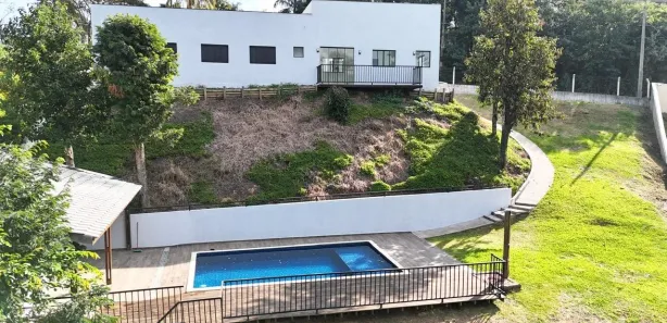Fazenda / Sítio / Chácara com 3 Quartos à venda, 1000m² no Estância Santa Maria do Portão, Atibaia