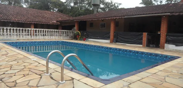 Fazenda / Sítio / Chácara com 6 Quartos à venda, 2080m² no Ibiúna, Ibiúna