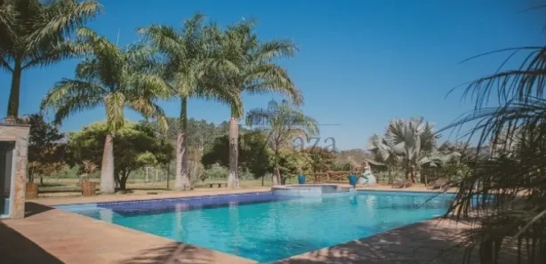 Hotel / Motel / Pousada com 3 Quartos à venda, 1200m² no Jardim Alvorada, Jacareí