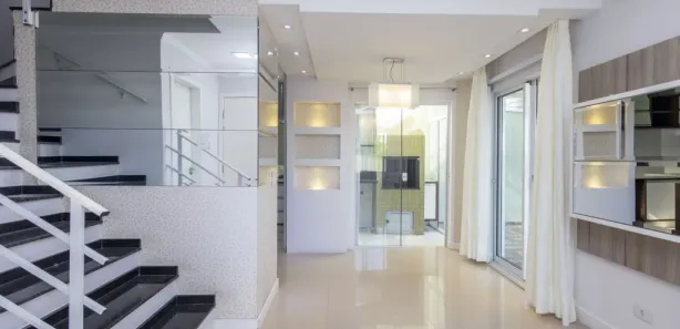 Sobrado com 3 Quartos para alugar, 104m² no Uberaba, Curitiba