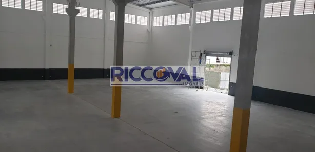 Galpão / Depósito / Armazém para alugar, 1500m² no Rio Abaixo, Jacareí