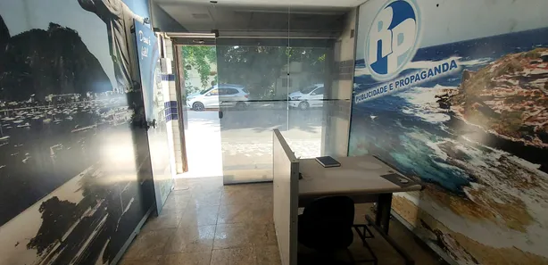 Loja / Salão / Ponto Comercial para alugar, 50m² no Santo Elias, Mesquita