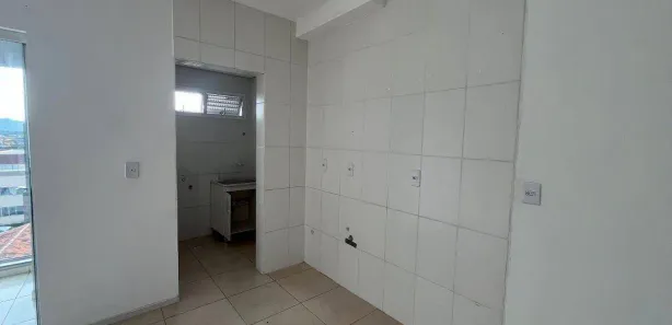 Apartamento com 2 Quartos para alugar, 64m² no Centro, Navegantes