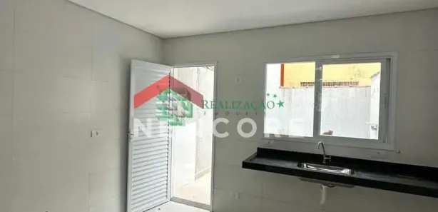 Casa de Condomínio com 2 Quartos à venda, 81m² no Balneário Itaóca, Mongaguá