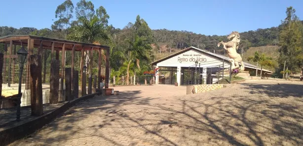 Conjunto Comercial / Sala para alugar, 300m² no Área Rural de Viçosa, Viçosa