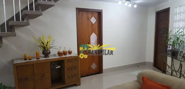 Sobrado com 3 Quartos à venda, 191m² no Piraporinha, Diadema