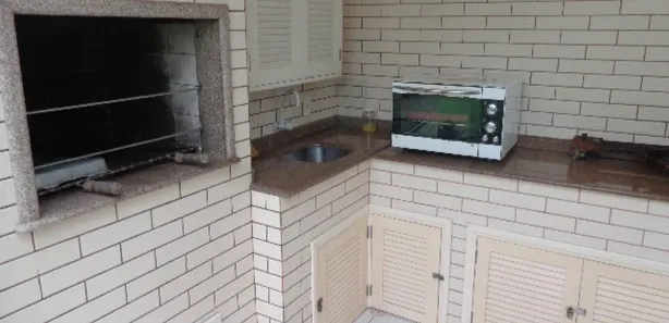 Sobrado com 5 Quartos à venda, 250m² no Praia da Enseada, São Francisco do Sul
