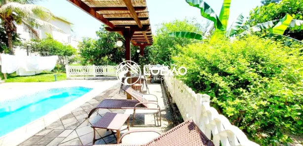 Casa de Condomínio com 3 Quartos à venda, 300m² no Morada da Colina, Resende