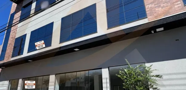 Loja / Salão / Ponto Comercial para alugar, 224m² no Centro, Arapongas