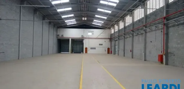 Galpão / Depósito / Armazém para alugar, 1537m² no Parque Maringá, Arujá