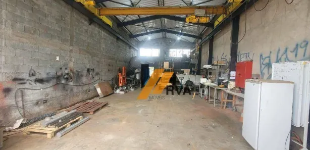 Galpão / Depósito / Armazém para venda ou aluguel, 120m² no Laranjeiras, Caieiras