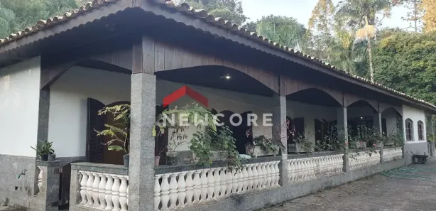 Fazenda / Sítio / Chácara com 4 Quartos à venda, 404m² no Chácaras Copaco, Arujá