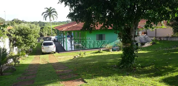 Casa com 2 Quartos para alugar, 1600m² no , Sertanópolis