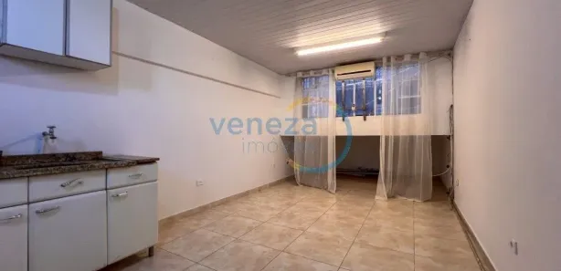Galpão / Depósito / Armazém para alugar, 22m² no Centro, Londrina