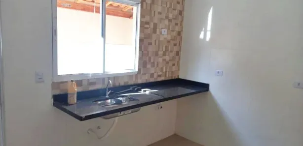 Casa de Condomínio com 2 Quartos para alugar, 60m² no Guilhermina, Praia Grande