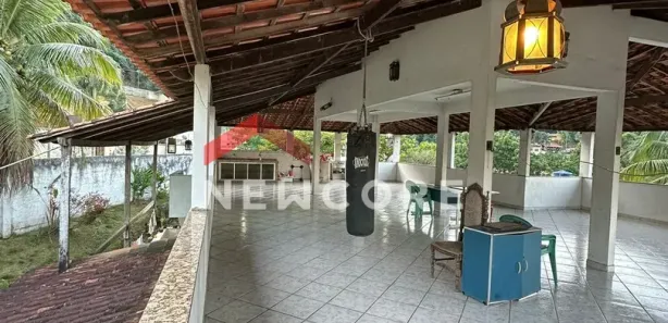 Fazenda / Sítio / Chácara com 2 Quartos à venda, 300m² no Parque A Equitativa, Duque de Caxias