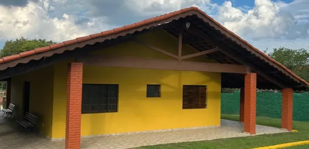 Fazenda / Sítio / Chácara com 2 Quartos para venda ou aluguel, 380m² no Terras de Santa Rosa, Salto