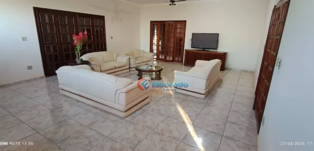 Casa com 4 Quartos à venda, 798m² no Jardim Taninha, Colina