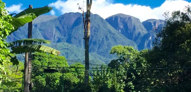 Fazenda / Sítio / Chácara com 7 Quartos à venda, 1545m² no Parque Silvestre, Guapimirim