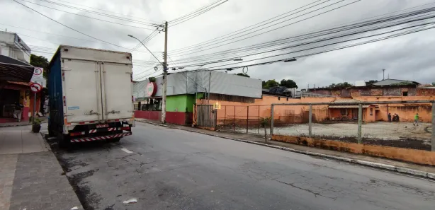 Loja / Salão / Ponto Comercial à venda, 661m² no Centro, Esmeraldas
