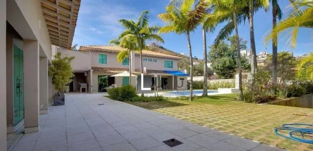 Casa de Condomínio com 4 Quartos à venda, 760m² no Belvedere, Belo Horizonte