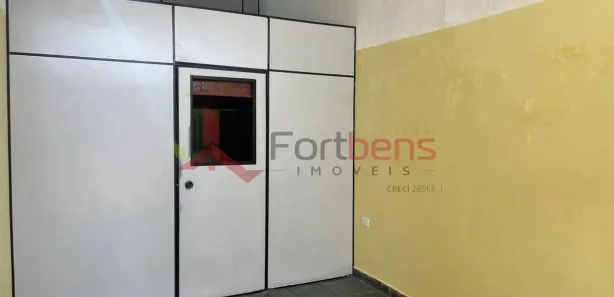 Casa Comercial para alugar, 50m² no Laranjeiras, Caieiras