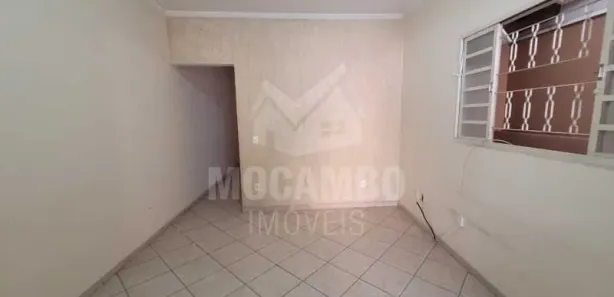 Casa com 2 Quartos para alugar, 70m² no Jardim México, Itatiba