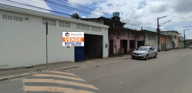 Galpão / Depósito / Armazém à venda, 200m² no Garapu, Cabo de Santo Agostinho