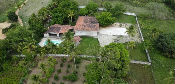 Fazenda / Sítio / Chácara com 3 Quartos à venda, 250m² no Povoado, Alhandra