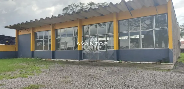 Prédio Inteiro à venda, 470m² no Juscelino Kubitschek, Santa Maria