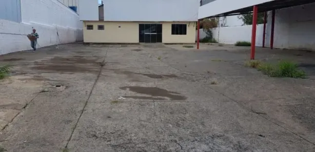 Galpão / Depósito / Armazém à venda, 900m² no Zona Industrial, Brasília
