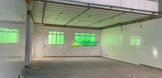 Loja / Salão / Ponto Comercial para alugar, 250m² no Jardim Rosa de Franca, Guarulhos