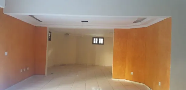 Loja / Salão / Ponto Comercial para alugar, 120m² no Centro, Macaé