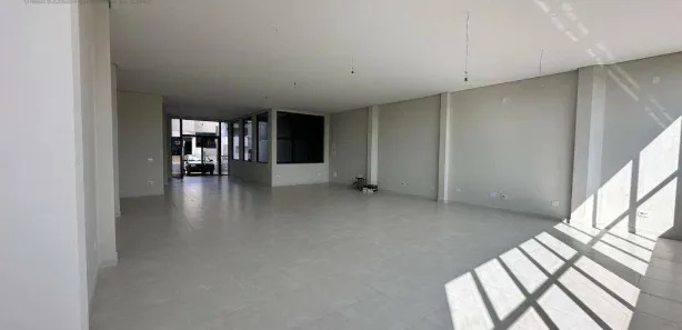 Prédio Inteiro para alugar, 492m² no Centro, Itatiba