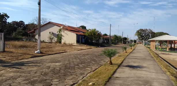 Casa de Condomínio com 2 Quartos à venda, 80m² no Jardim Metodista, Caldas Novas