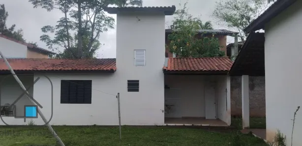 Fazenda / Sítio / Chácara com 3 Quartos à venda, 7500m² no Chácaras Rurais Guararema, Jacareí