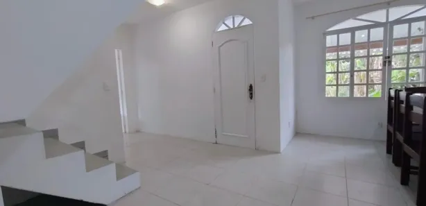 Casa com 2 Quartos para alugar, 100m² no Itacorubi, Florianópolis