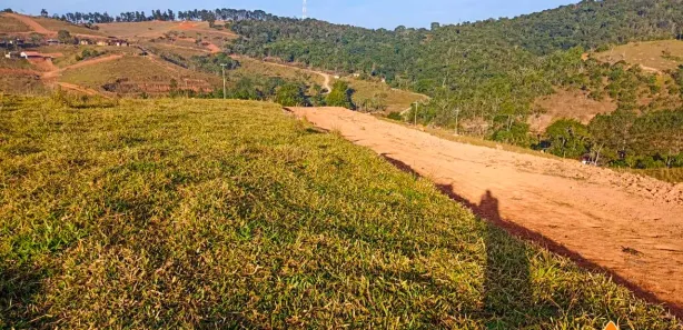 Terreno / Lote / Condomínio à venda, 1000m² no Centro, Igaratá