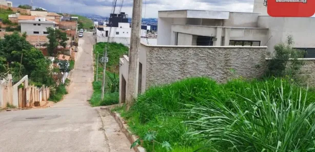 Terreno / Lote / Condomínio à venda, 360m² no São Damião, Vespasiano