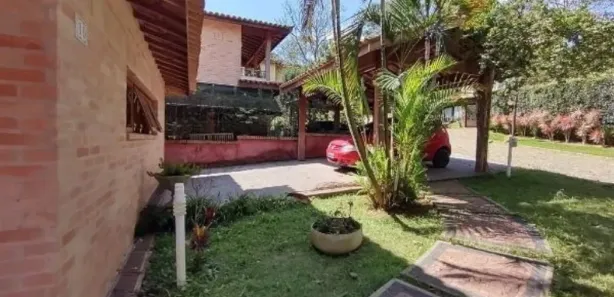 Casa de Condomínio com 3 Quartos à venda, 500m² no Chácara dos Lagos, Carapicuíba