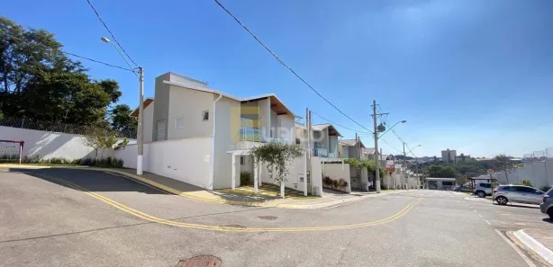 Casa de Condomínio com 3 Quartos para alugar, 112m² no Pinheirinho, Vinhedo