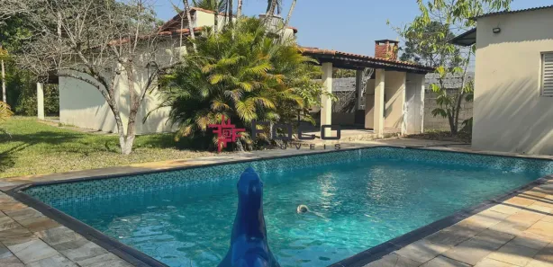 Fazenda / Sítio / Chácara com 3 Quartos à venda, 150m² no Freguesia da Escada, Guararema