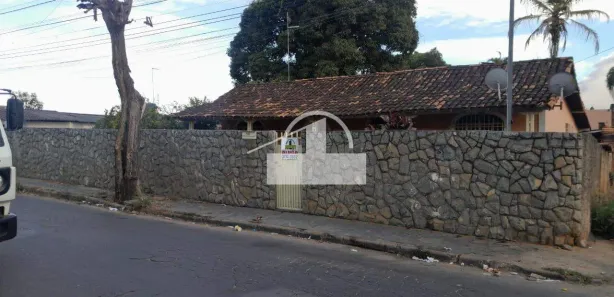 Casa com 3 Quartos para alugar, 200m² no Catarina, Sete Lagoas